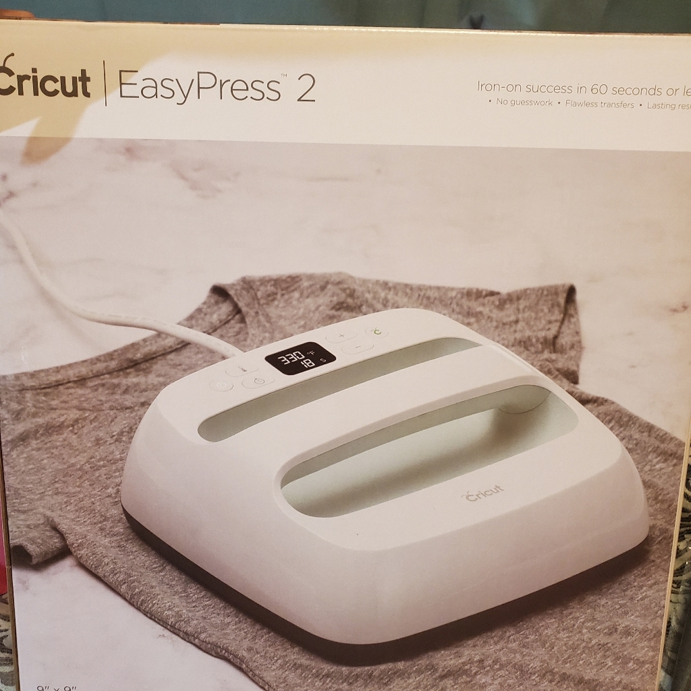 Cricut 9X9 Easy Press Bundle